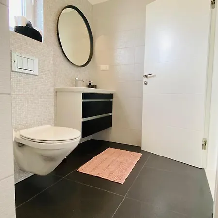 11 Apartment *