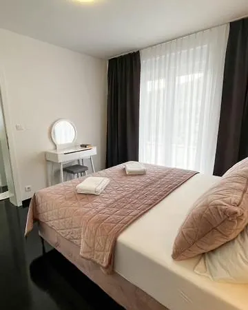 Apartment 11 Makarska