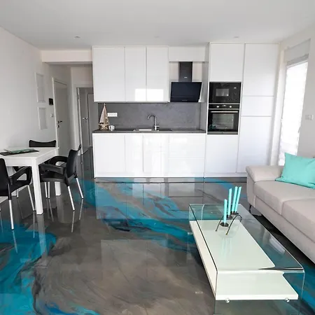 11 Apartment *